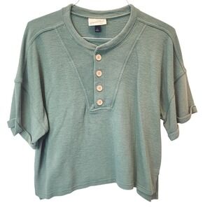 Universal Thread Sage Green Henley Short Sleeve Textured Knit Top Womens XL NWOT